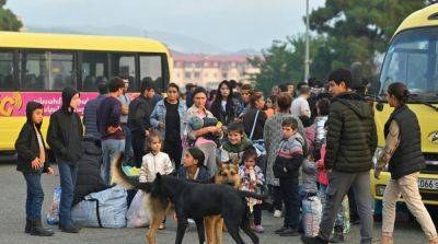 Почти 100 тысяч человек выехали из Нагорного Карабаха в Армению