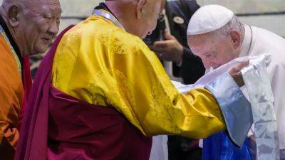 Франциск - Папа в Монголии: "Вместе построим мирное будущее" - ru.euronews.com - Монголия - Улан-Батор