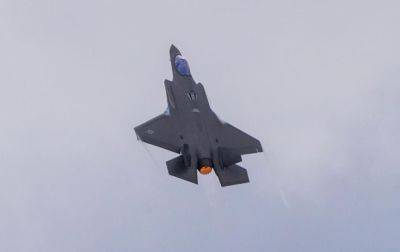 Полет F-35 на сверхнизкой высоте попал на видео - korrespondent - США - Украина - Германия - Юта - штат Вашингтон