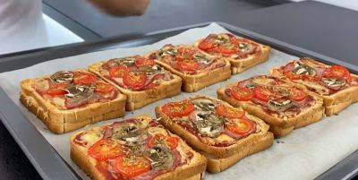 Можно съесть несколько штук да еще взять обед на работу: рецепт мини-пицц, которые делаются на хлебе
