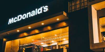 Большие надежды. McDonald’s планировал вернуться в РФ, когда продавал свой бизнес