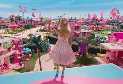 Фильм «Барби» собрал $1,36 миллиарда и стал самой кассовой лентой в этом году