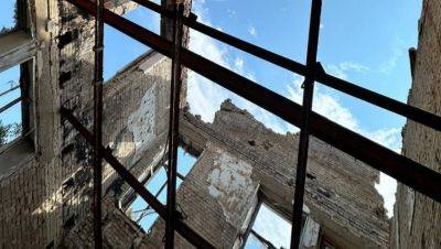 В сети показали разрушенную школу Рубежного - фото