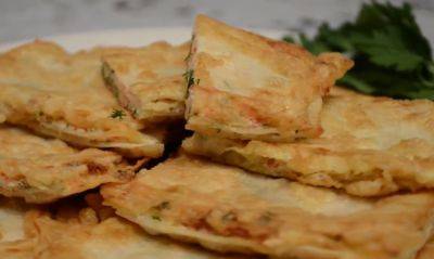 Вас будут называть богом кулинарии: рецепт восточных гренок из армянского лаваша с плавленым сыром и крабовыми палочками