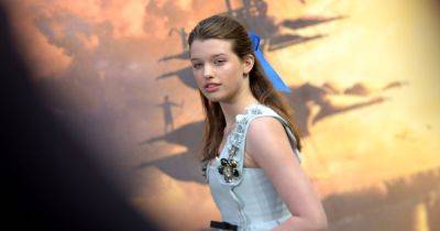 15-летняя дочь Миллы Йовович украсила обложку глянца (фото)