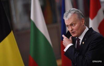 Коррупция в Украине тормозит поставки западного оружия - президент Литвы