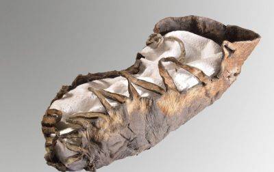 В соляной шахте нашли детскую обувь возрастом 2000 лет