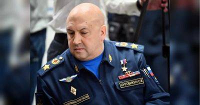 Пока живой: российский генерал суровикин засветился на прогулке с женой