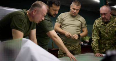 Зеленский посетил украинских военных под Бахмутом (ФОТО, ВИДЕО)