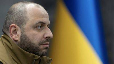 В Украине сменится министр обороны. Чем известен Рустем Умеров