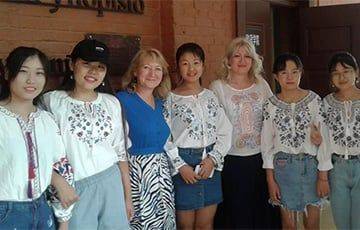 Для китайских студенток в минском магазине искали белорусскоязычную сотрудницу