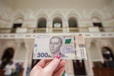 Очень неприятный сюрприз ждет украинцев: проценты по кредитам могут вырасти. Названы цифры