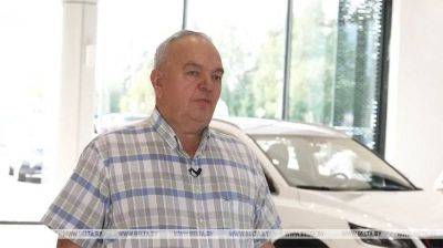 Сколько автомобилей в этом году планирует продать "БЕЛДЖИ" в Беларуси