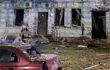 Возле штаба Южного военного округа РФ в Ростове прогремели мощные взрывы