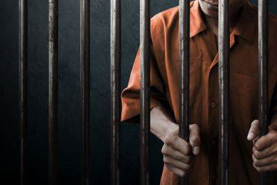 В США разыскивают опасного преступника, почти без усилий сбежавшего из тюрьмы
