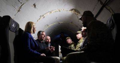 "Восхищаюсь вашим мужеством": Блинкен посетил подразделения украинских пограничников (фото)