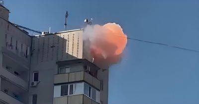 Взрыв в Энергодаре: появились кадры удара БПЛА по жилому дому (видео)