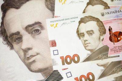 Курс валют НБУ: Гривна укрепилась к евро на 14 копеек