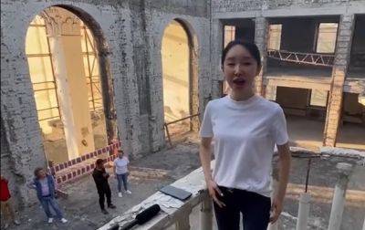 МИД отреагировал на визит "оперной певицы" из Китая в Мариуполь