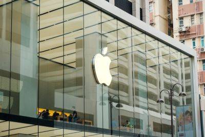 Акции Apple обрушились на фоне запрета использования iPhone китайскими чиновниками