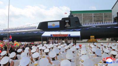 КНДР заявила о спуске атомной подводной лодки