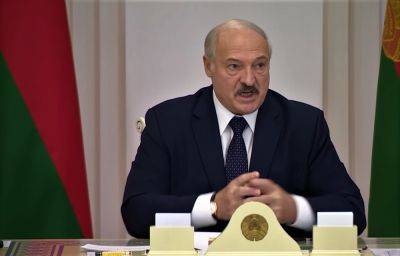 Лукашенко сорвался и показал всем белорусам, как он начинает им мстить за поездки за границу