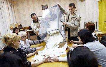 В Бердянске прогремели мощные взрывы возле «избирательного участка» россиян