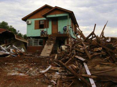 Из-за циклона в Бразилии количество погибших возросло до 41 человека и более 200 были травмированы