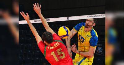 Сборная Украины по волейболу обыграла Португалию и второй раз в истории вышла в четвертьфинал ЧЕ: видеообзор матча