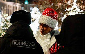 В Москве в новогоднюю ночь задержали Деда Мороза-таджика