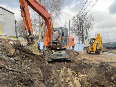Ракетным ударом был поврежден водовод в Харькове: аварию устраняют (фото)