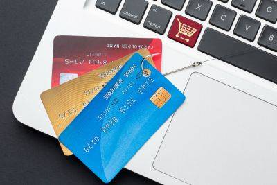 Налог за перевод по карточкам - в Минфине опровергли фейк о 18% налоге