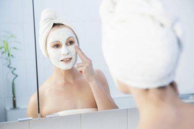 Вы сами себя не узнаете: маска, стирающая морщины с кожи лица - стоит копейки - hyser.com.ua - Украина
