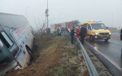 В Венгрии автобус с украинцами попал в ДТП: есть пострадавшие