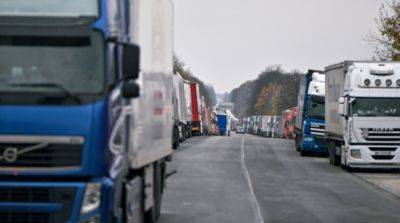Блокада польской границы: очередь из грузовиков немного уменьшилась
