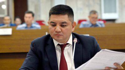 Узбекистан возбудил уголовное дело против кыргызского депутата Эмиля Жамгырчиева. Он тайно приезжал к Салимбаю