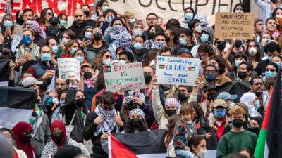 Еврейские студенты подали иск против Гарвардского университета за разгул антисемитизма - vesty.co.il - Израиль - Бостон - Нью-Йорк - Палестина