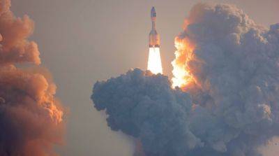 Китай впервые запустил мощнейшую в мире твердотопливную ракету