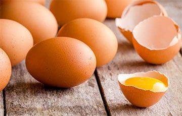 Белорус в магазине попросил заменить разбитое яйцо — и попал в «переплет»