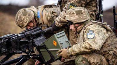 Защитники Украины за сутки уничтожили 840 захватчиков, 10 танков и средство ПВО россиян - pravda.com.ua - Россия - Украина