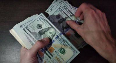 Доллар упал на самое дно, и евро потянул: банки и обменки изменили курс валют на пятницу, 12 января - ukrainianwall.com - Россия - США - Украина
