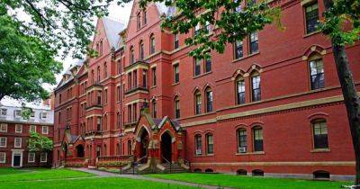 Обвиняют в антисемитизме: студенты-евреи будут судиться против Гарварда