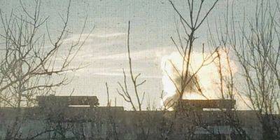 В Бердянске прогремели взрывы, поднялся столб дыма — фото - nv.ua - Россия - Украина - Запорожская обл. - Бердянск