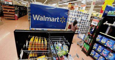 Вторая попытка: американец требует $100 млн или бесплатные покупки на всю жизнь в Walmart - focus.ua - США - Украина - Техас - штат Небраска - штат Арканзас