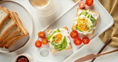 Из каких продуктов должен состоять полезный завтрак: 3 варианта меню