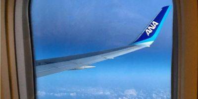 В Японии Boeing вернулся в аэропорт из-за трещины в иллюминаторе в кабине пилотов