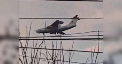 Перед вхождением в зону невозвращения: военные показали видео последнего полета сбитого российского самолета А-50