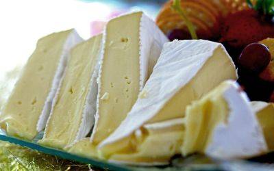 Будут серьезные проблемы со здоровьем: названы самые опасные виды сыра