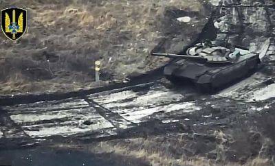 Українські дрони почали масово знищувати російські танки з першого влучання - real-vin.com - Украина - Донецкая обл.
