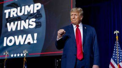 Президентская гонка в США: Трамп выиграл кокусы в Айове